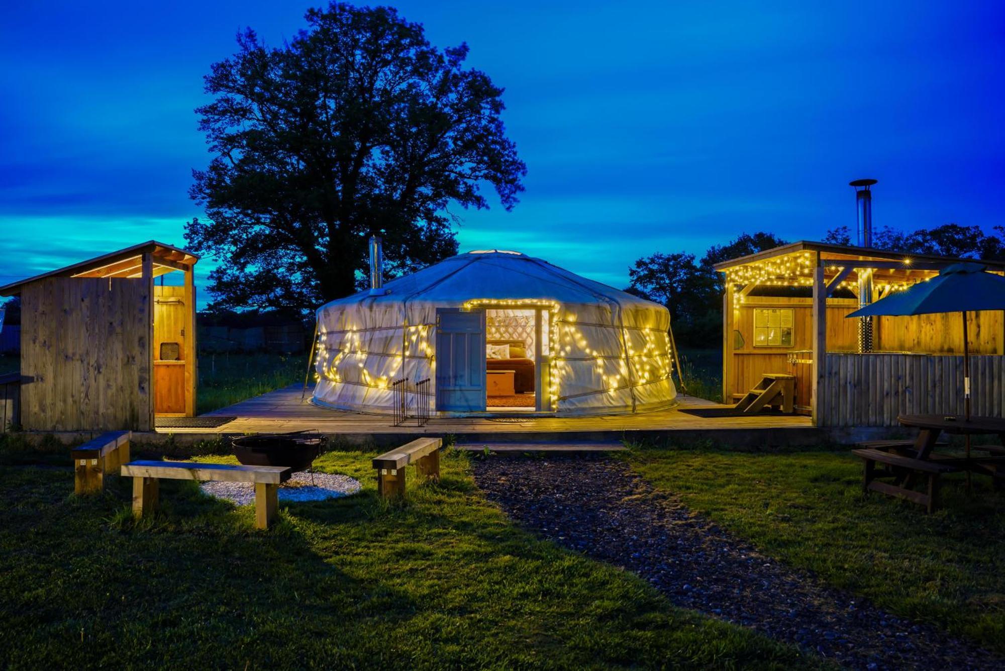 Hotel Glamp And Tipple Ltd Great Ellingham Zewnętrze zdjęcie